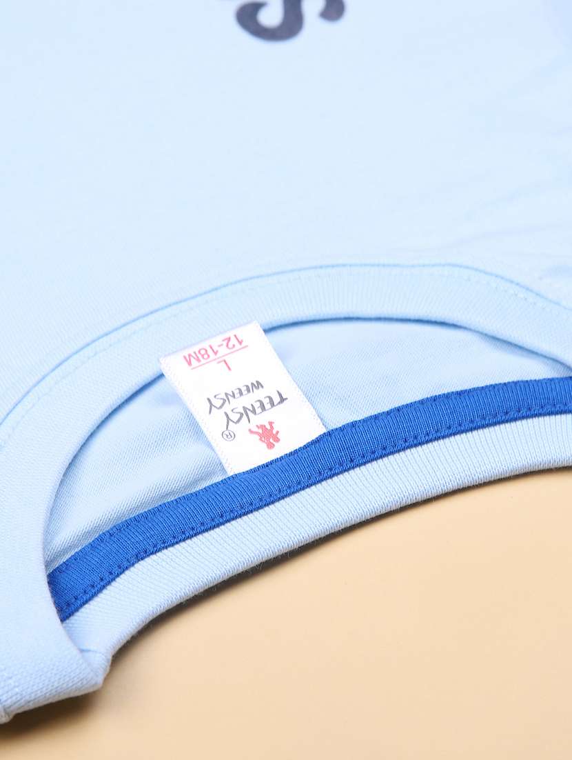 boys printed t-shirt & shorts twin set  - 21967853 -  Standard Image - 5