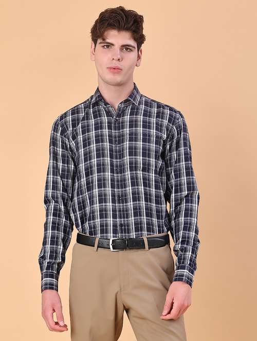 men chcekered collared long sleeve shirt - 21967865 -  Standard Image - 0