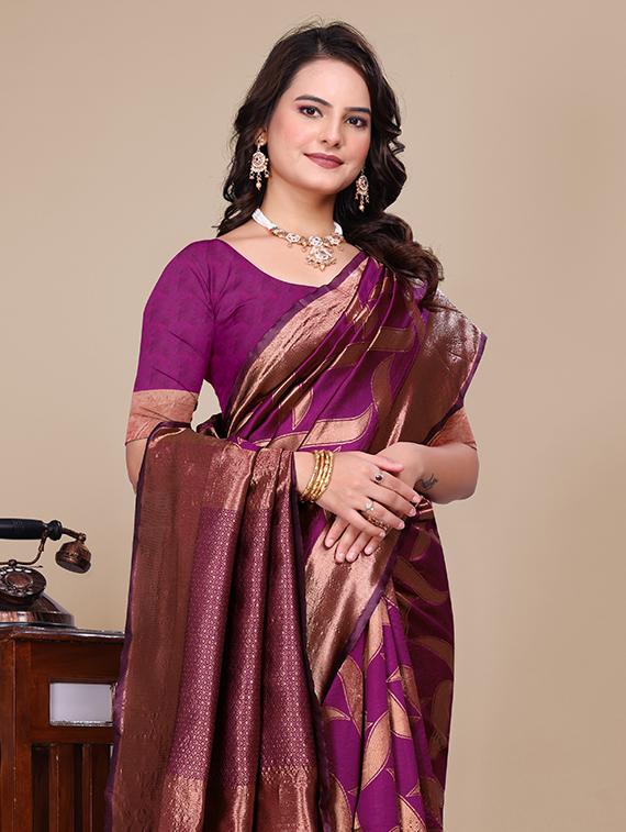 women self design banarasi saree with blouse - 21967993 - Standard Image - 3