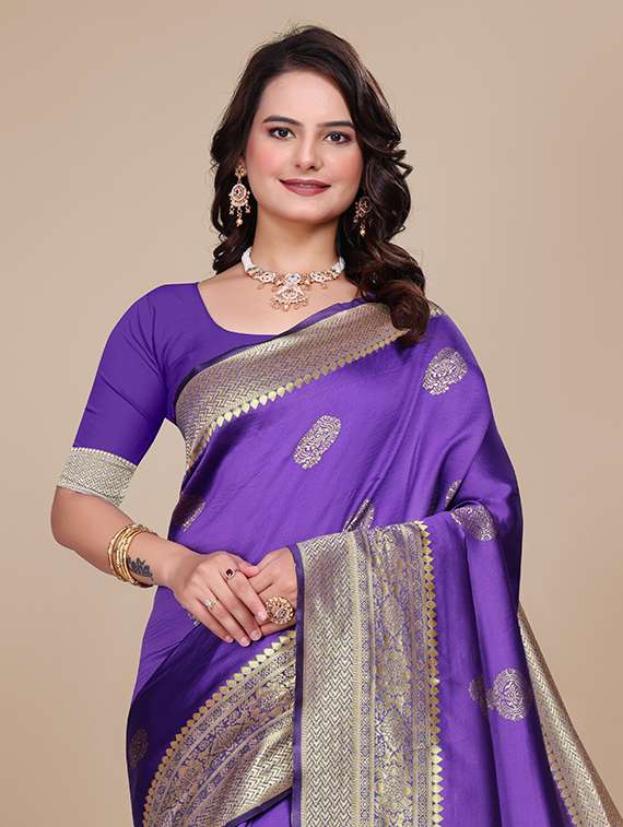 women self design banarasi saree with blouse - 21967998 - Standard Image - 3