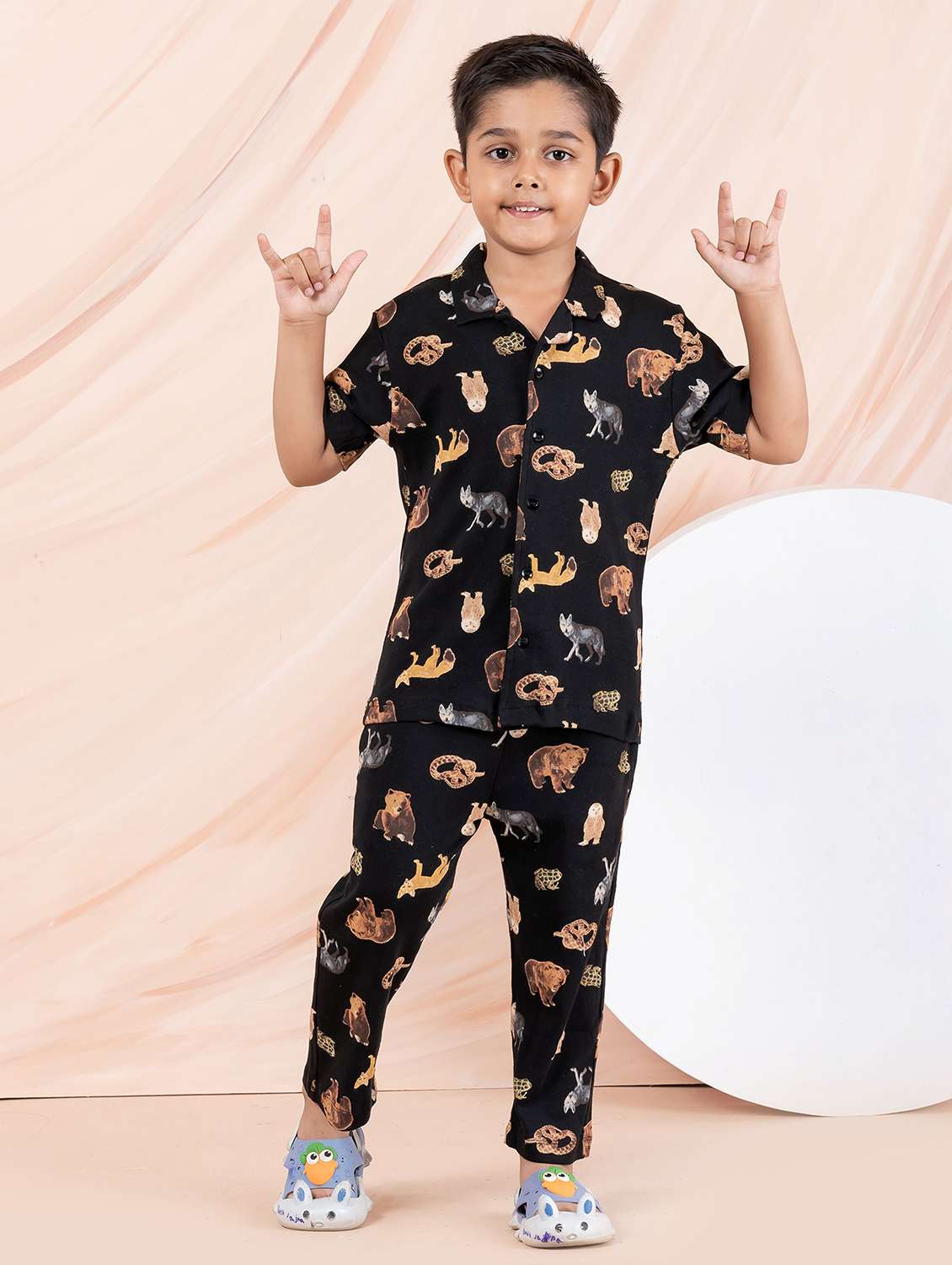boys printed short sleeve nightwear pyjama set