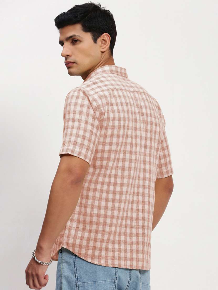 men checkered short sleeve collared casual shirt - 21968084 -  Standard Image - 3