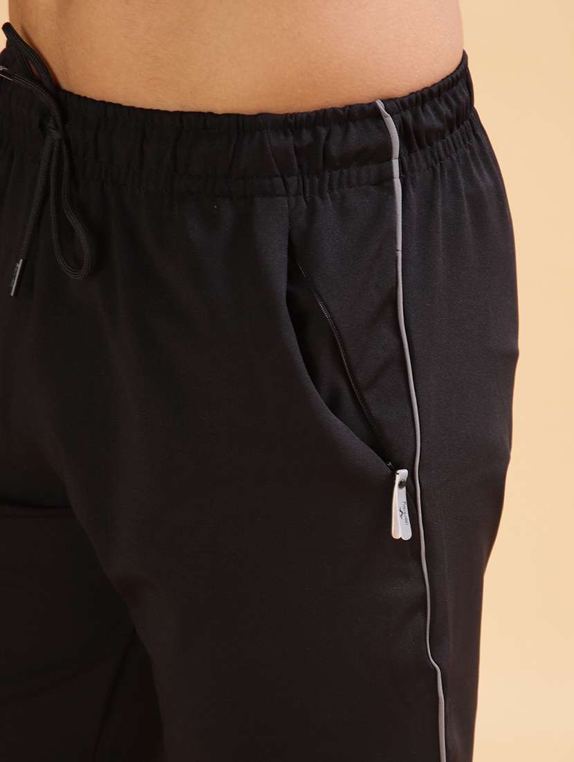 men solid mid rise sport shorts - 21968435 -  Standard Image - 5