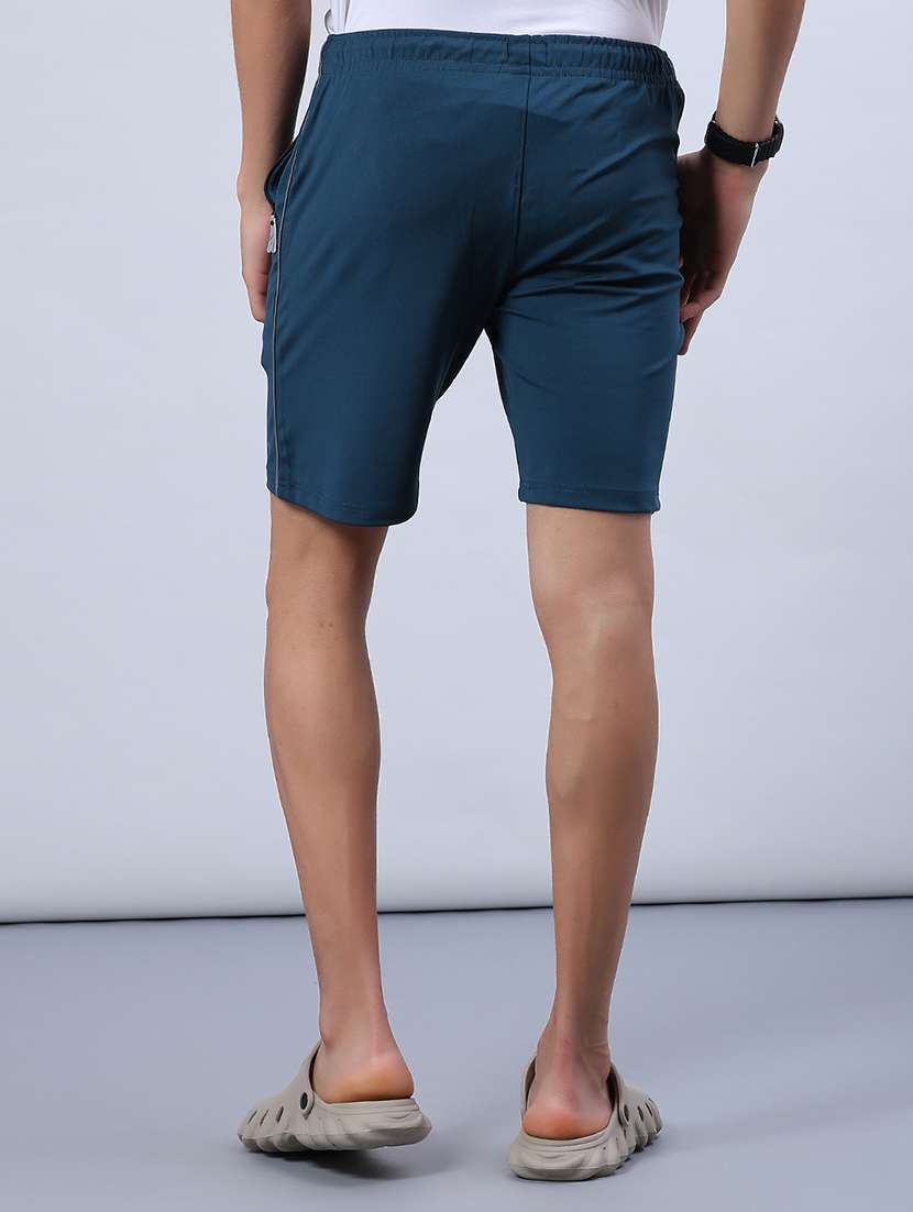 men solid mid rise sport shorts - 21968440 - Standard Image - 3