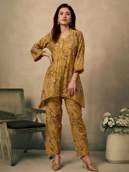 women floral three quarter sleeve ethnic co ord set - 21968498 -  Standard Image - 0