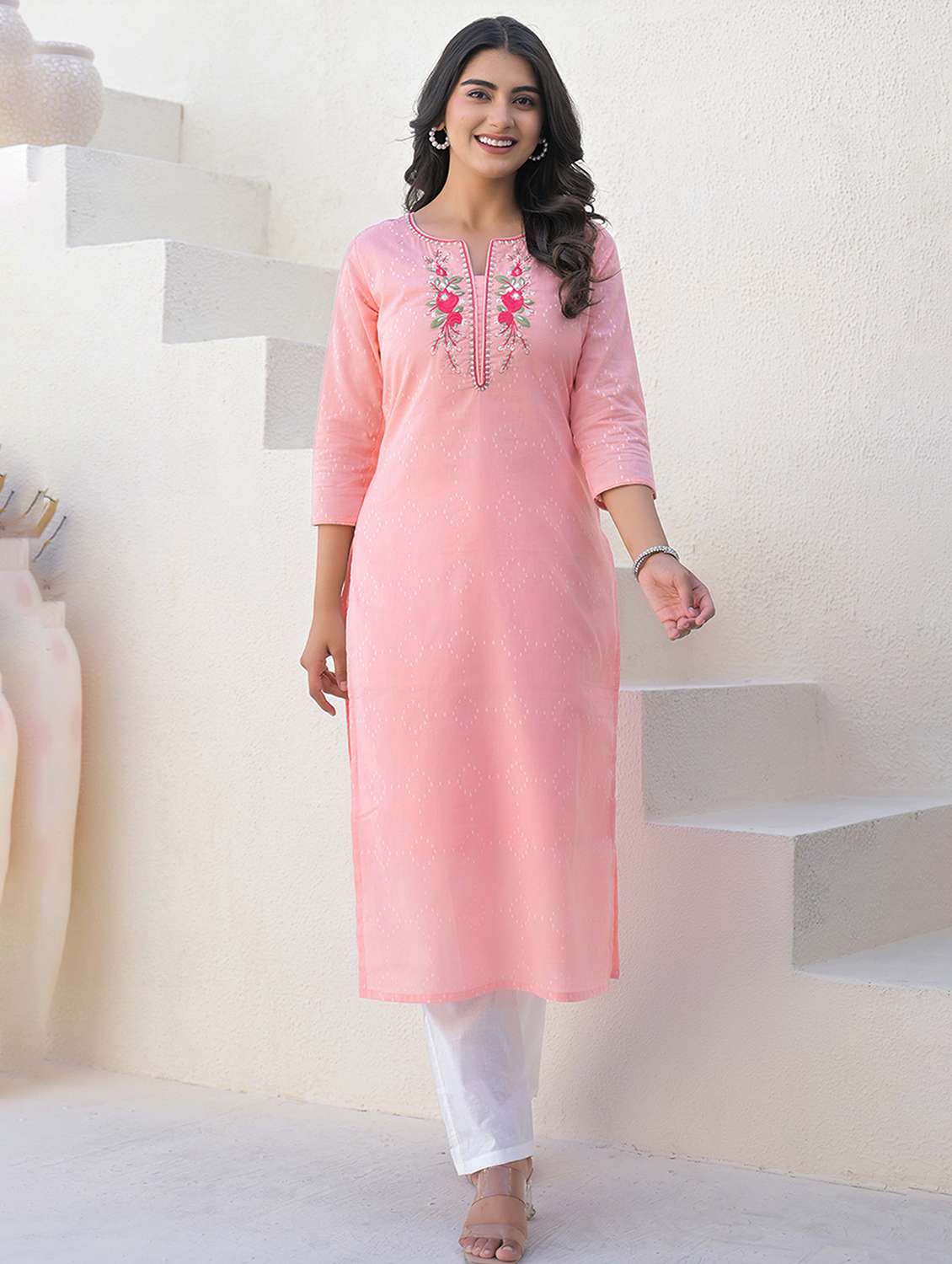 women three quarter sleeve straight kurta