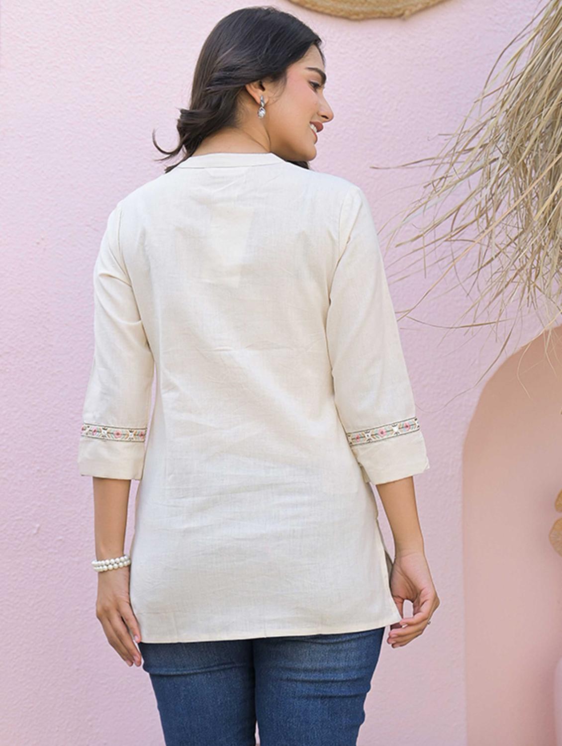 women embroidered three quarter sleeve straight kurti - 21968525 - Standard Image - 3