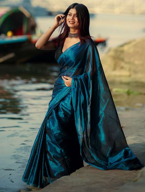 women solid plain saree with blouse - 21968591 -  Standard Image - 0