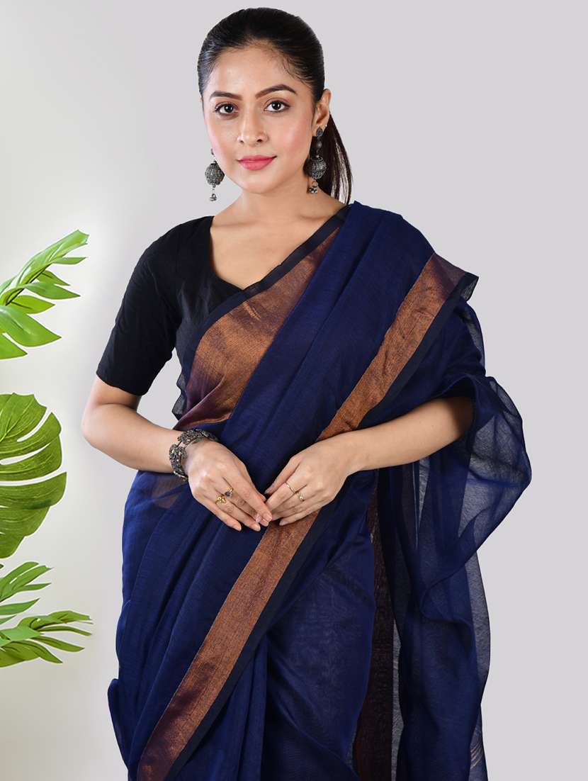 women solid with bordered saree with blouse - 21968613 - Standard Image - 3