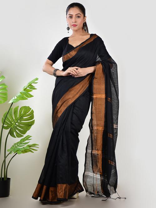 women solid with bordered saree with blouse - 21968615 -  Standard Image - 0