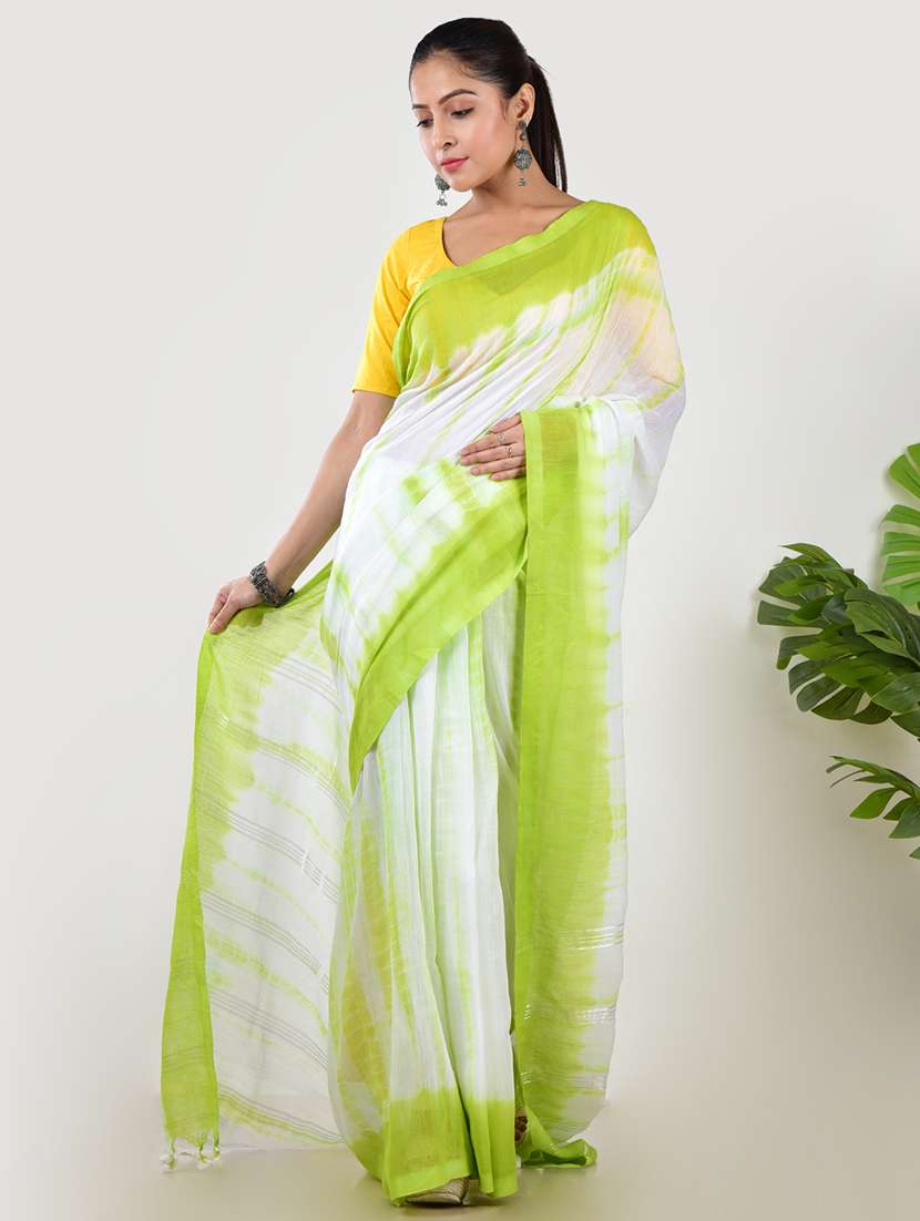women green printed saree with blouse - 21968625 - Zoom Image - 0
