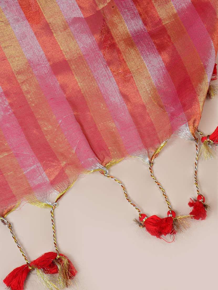 women striped printed saree with blouse - 21968630 - Standard Image - 5