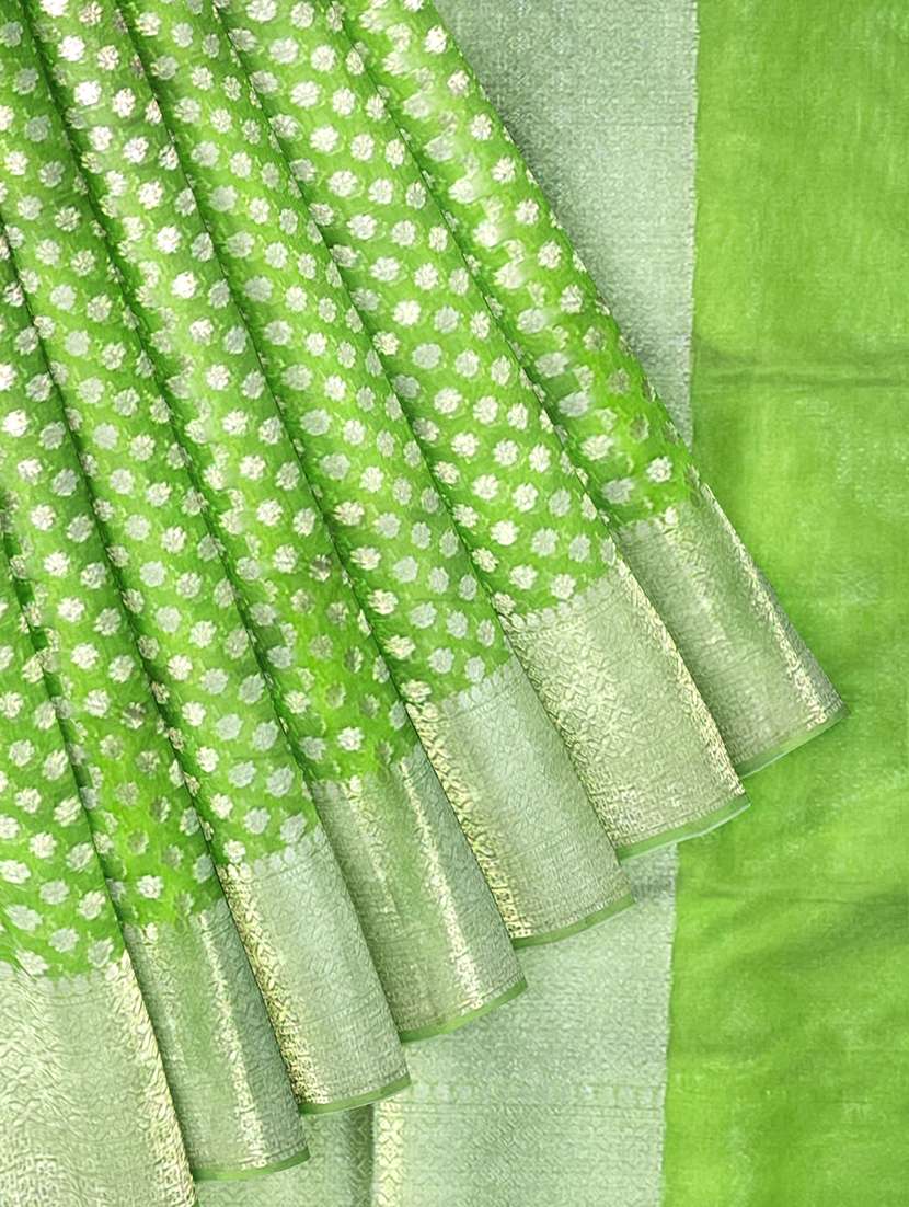 women self design bordered saree with blouse - 21968724 -  Standard Image - 3