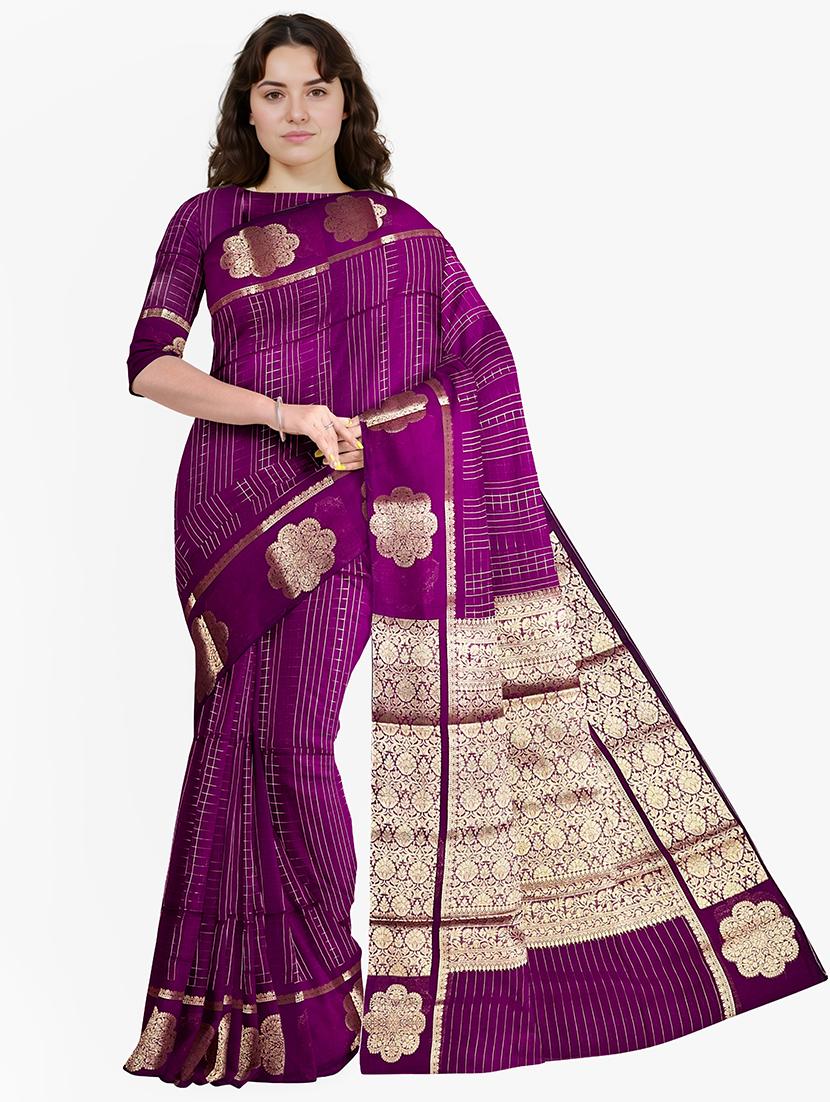 women checkered bordered saree with blouse