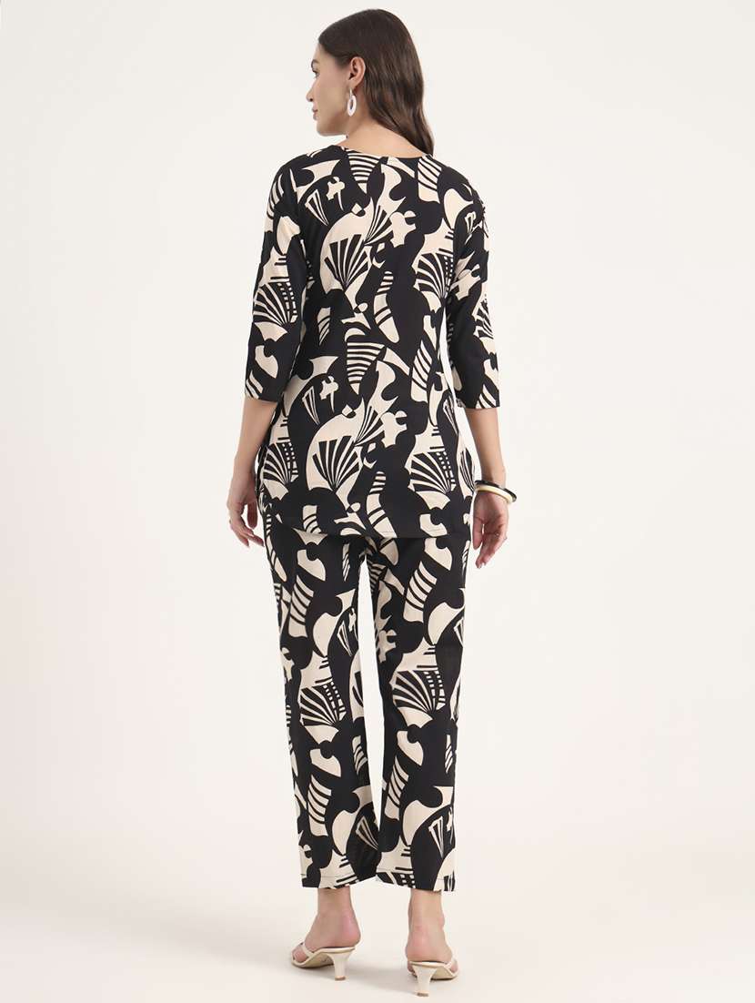 women printed notch neck co-ord set - 21969119 -  Standard Image - 3