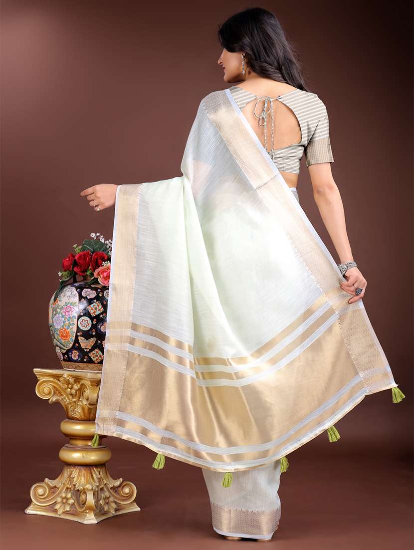 women solid with bordered saree with blouse - 21969139 -  Standard Image - 3