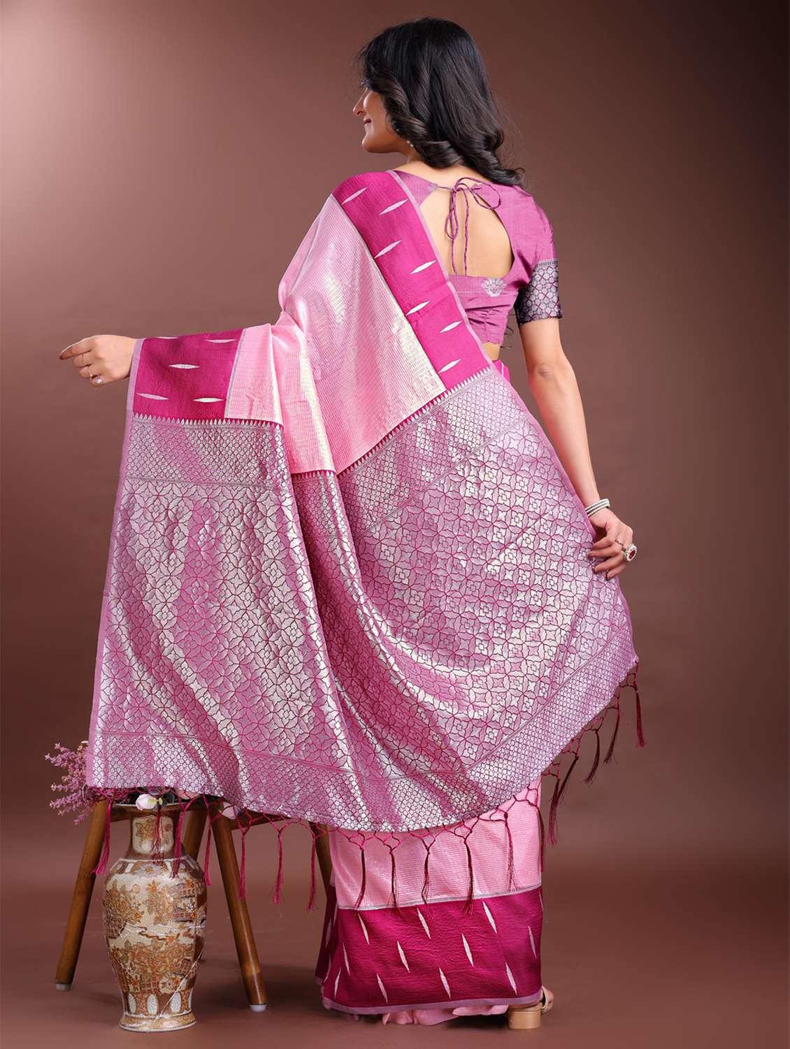 women self design southern silk saree with blouse - 21969180 -  Standard Image - 3