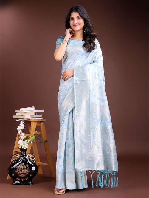 women self design banarasi saree with blouse - 21969187 - Standard Image - 0