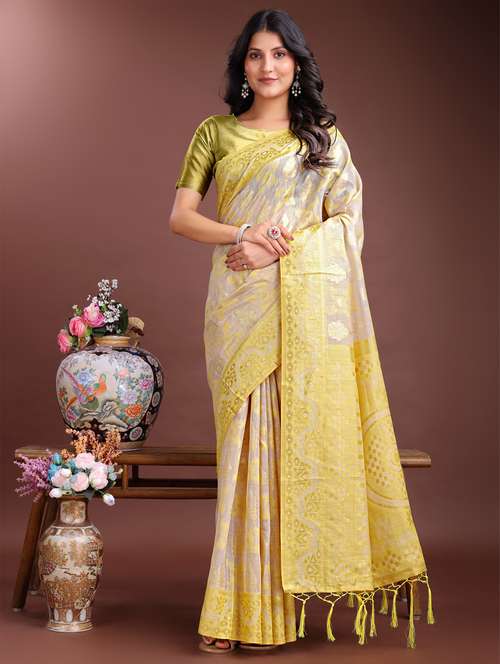 women self design bordered saree with blouse - 21969202 -  Standard Image - 0