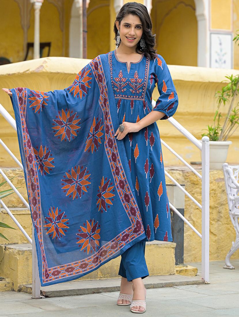 women three quarter sleeve kurta pant with dupatta set - 21969205 -  Zoom Image - 0