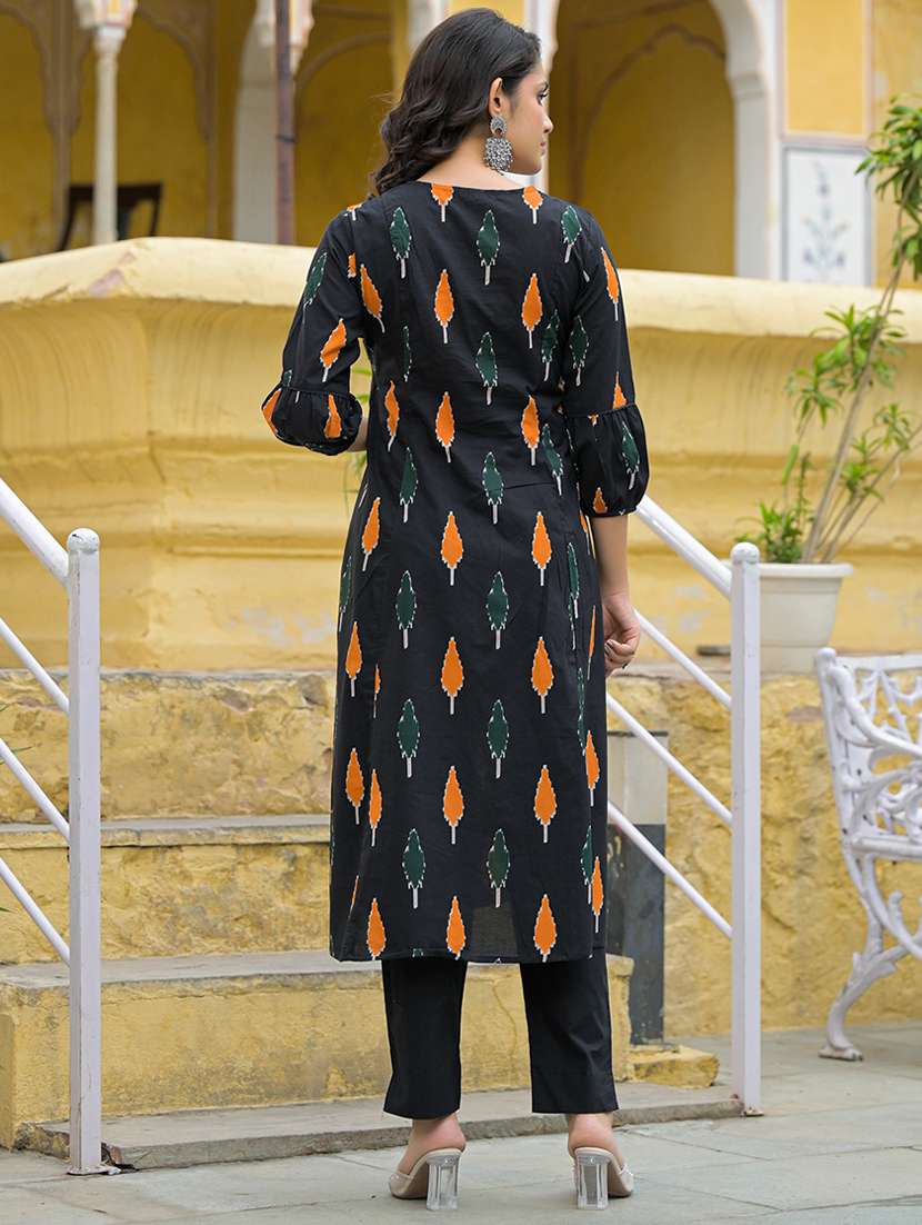 women three quarter sleeve kurta pant with dupatta set - 21969206 - Standard Image - 3