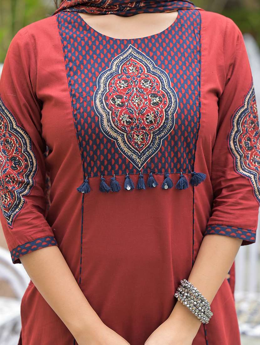 women three quarter sleeve kurta pant with dupatta set - 21969207 -  Standard Image - 5