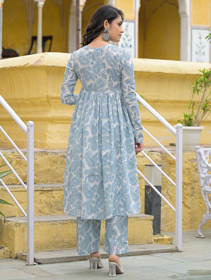 women off white long sleeve kurta pant with dupatta set - 21969210 -  Standard Image - 3