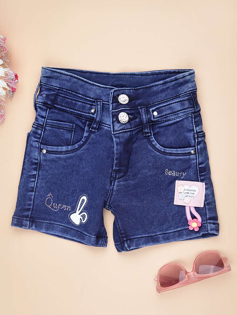 girls solid mid rise shorts 
