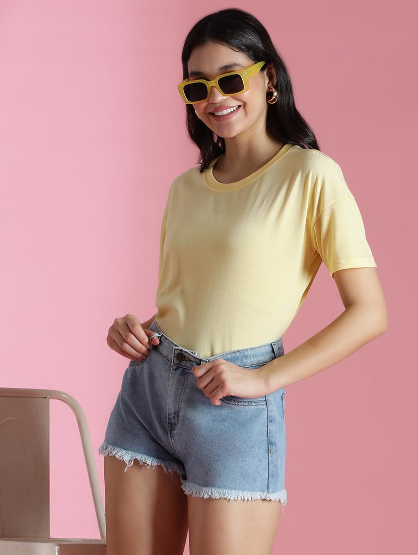 women solid mid rise denim shorts - 21969799 - Standard Image - 3