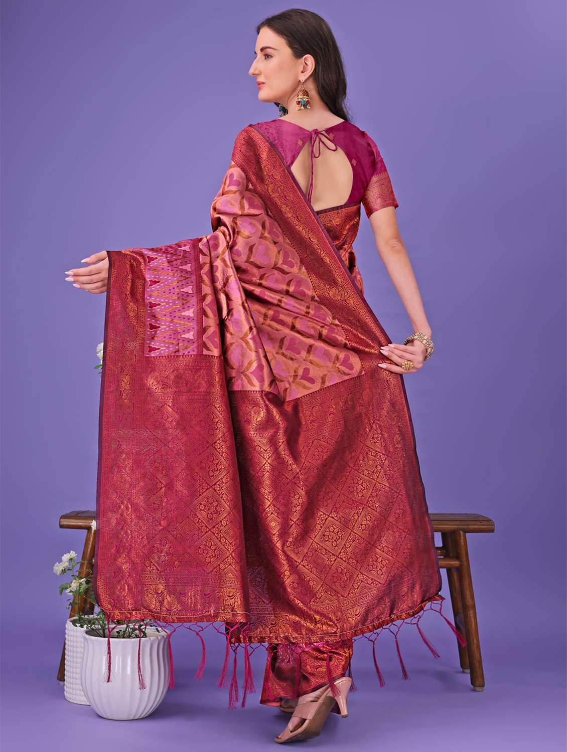 women self design banarasi saree with blouse - 21969846 -  Standard Image - 3