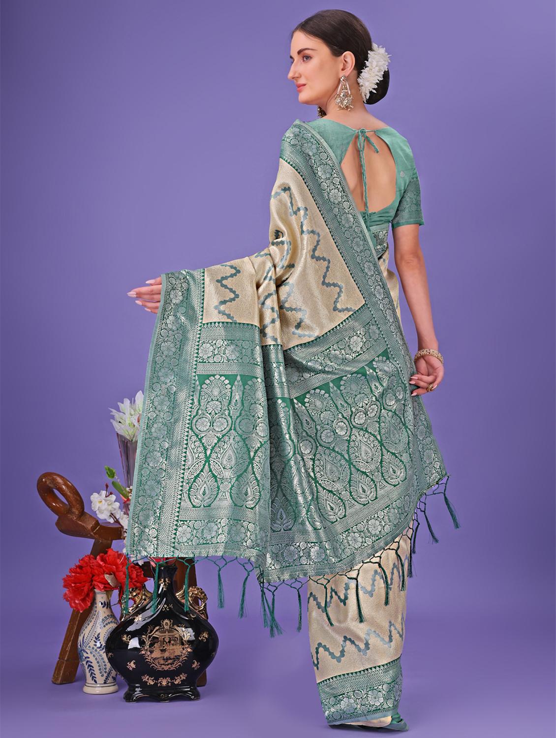 women self design banarasi saree with blouse - 21969847 - Standard Image - 3