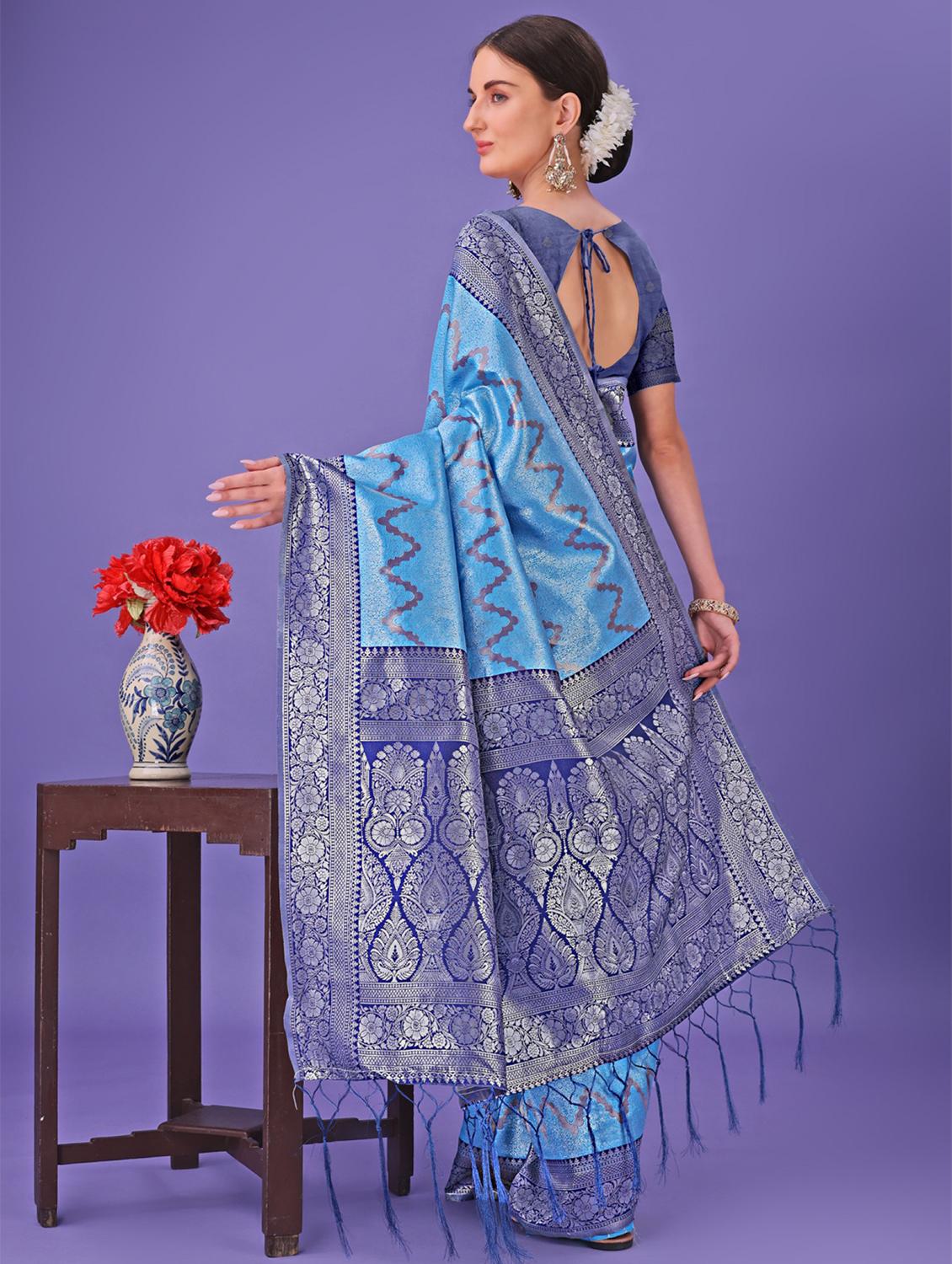 women self design banarasi saree with blouse - 21969849 - Standard Image - 3