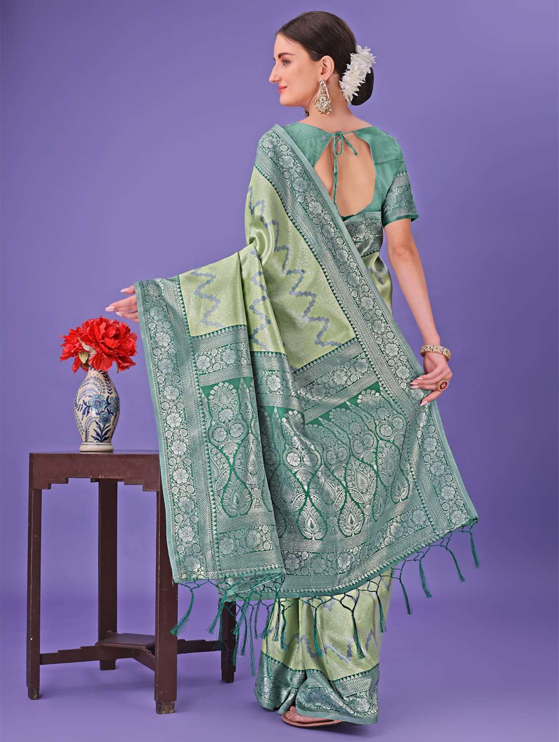 women self design banarasi saree with blouse - 21969850 -  Standard Image - 3