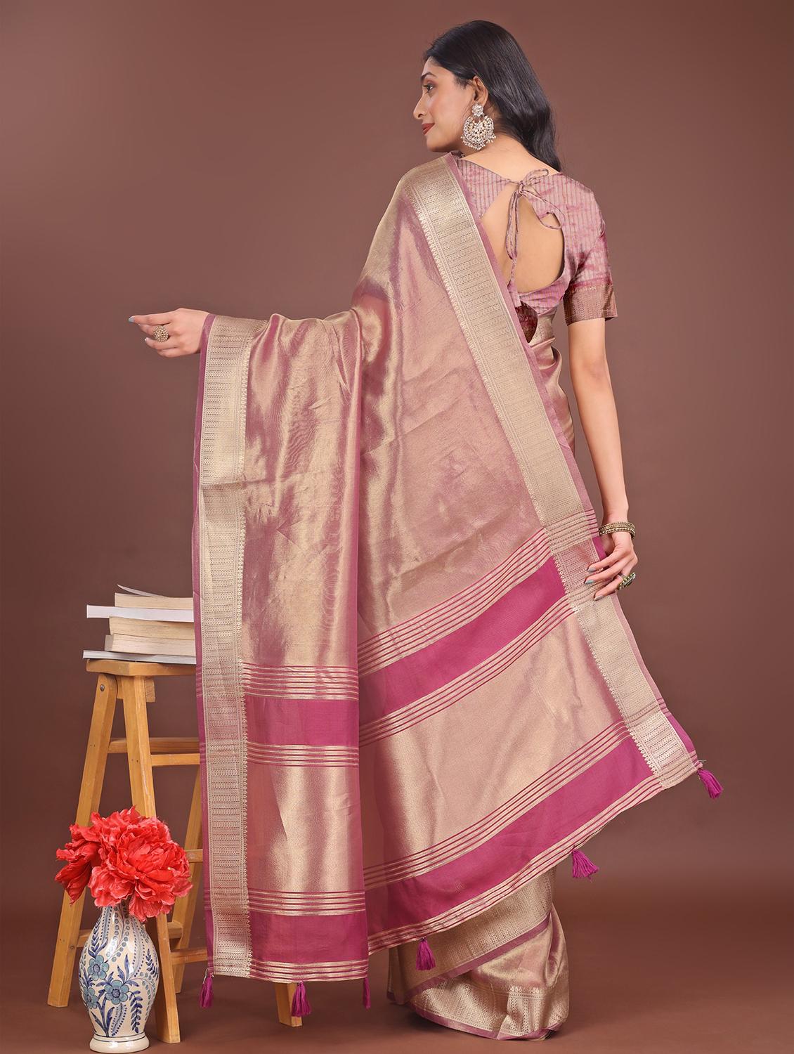 women solid with bordered saree with blouse - 21969863 - Standard Image - 3