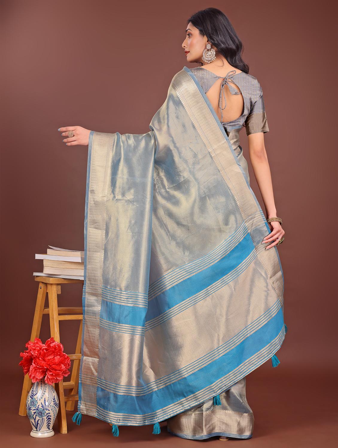 women solid with bordered saree with blouse - 21969865 - Standard Image - 3