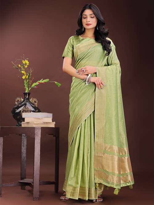 women self design bordered saree with blouse - 21969879 - Standard Image - 0