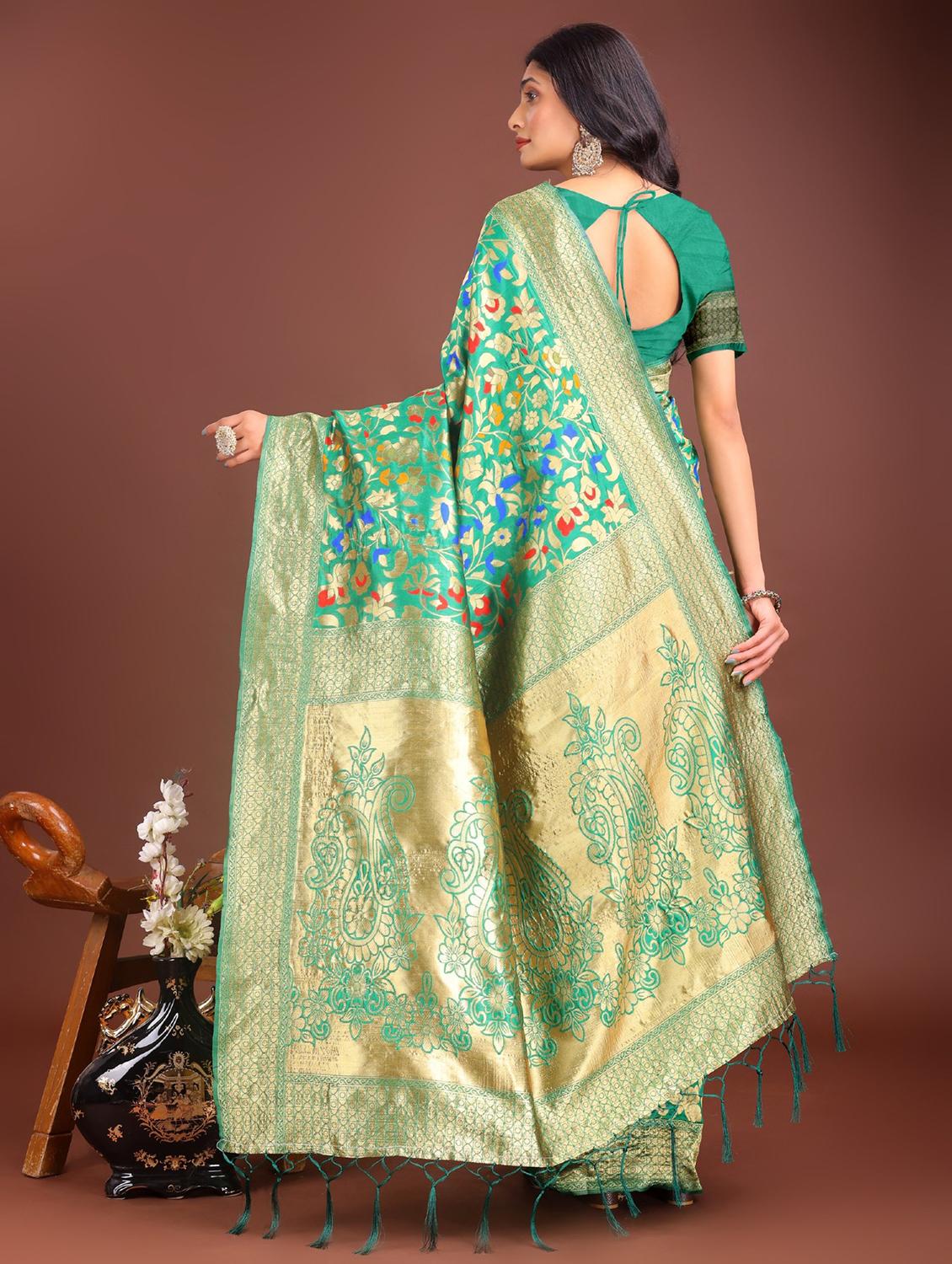 women self design banarasi saree with blouse - 21969929 - Standard Image - 3
