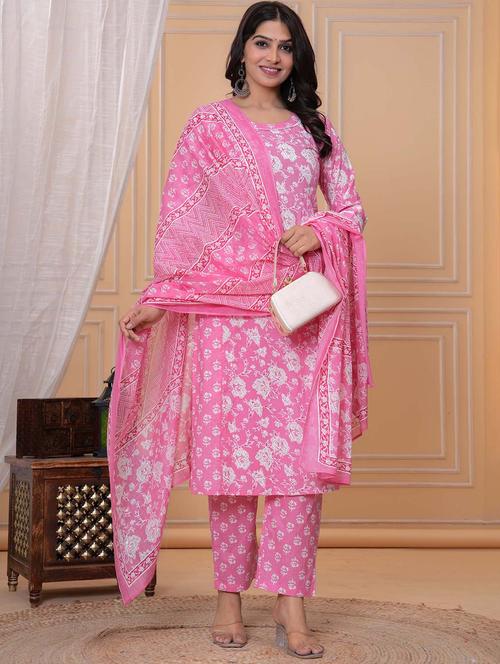 women three quarter sleeve kurta pant with dupatta set - 21969978 -  Standard Image - 0