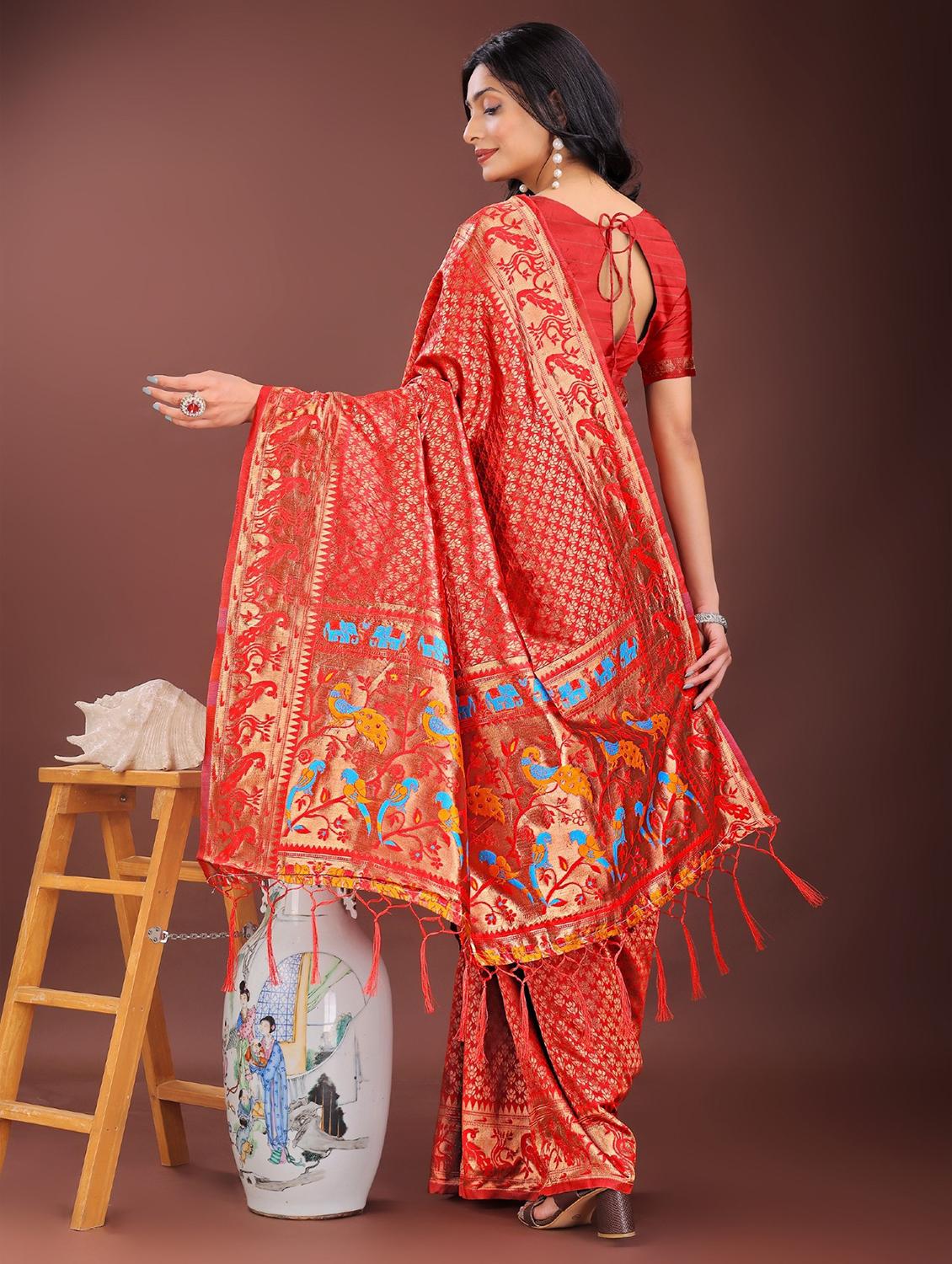 women self design paithani saree with blouse - 21969983 - Standard Image - 3
