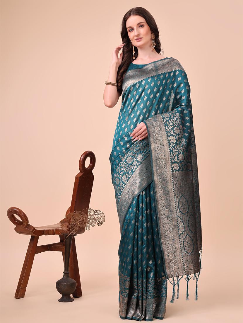 women self design banarasi saree with blouse