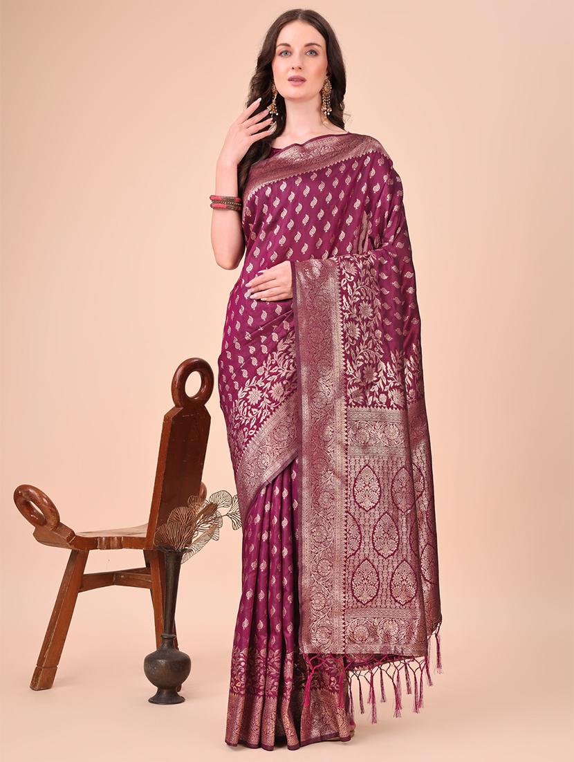 women self design banarasi saree with blouse