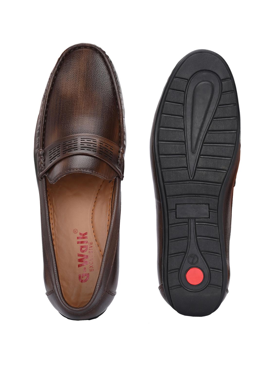men solid slip on loafer - 21970187 - Standard Image - 3