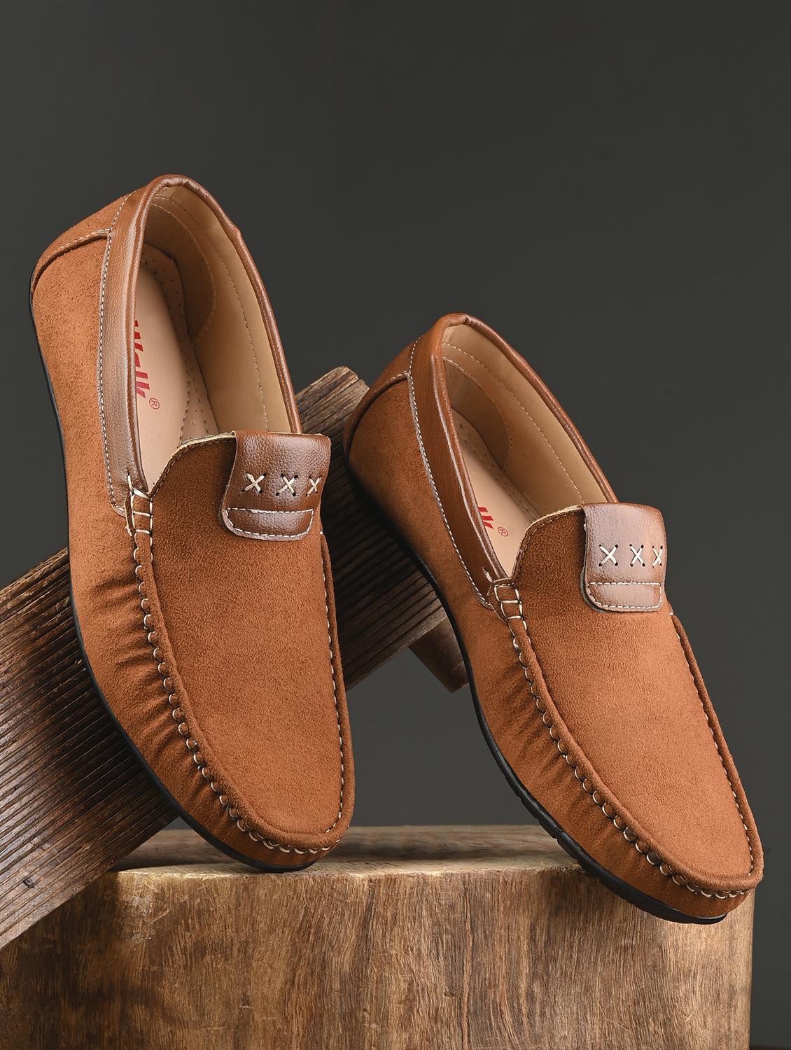 men solid slip on loafer - 21970205 -  Zoom Image - 0