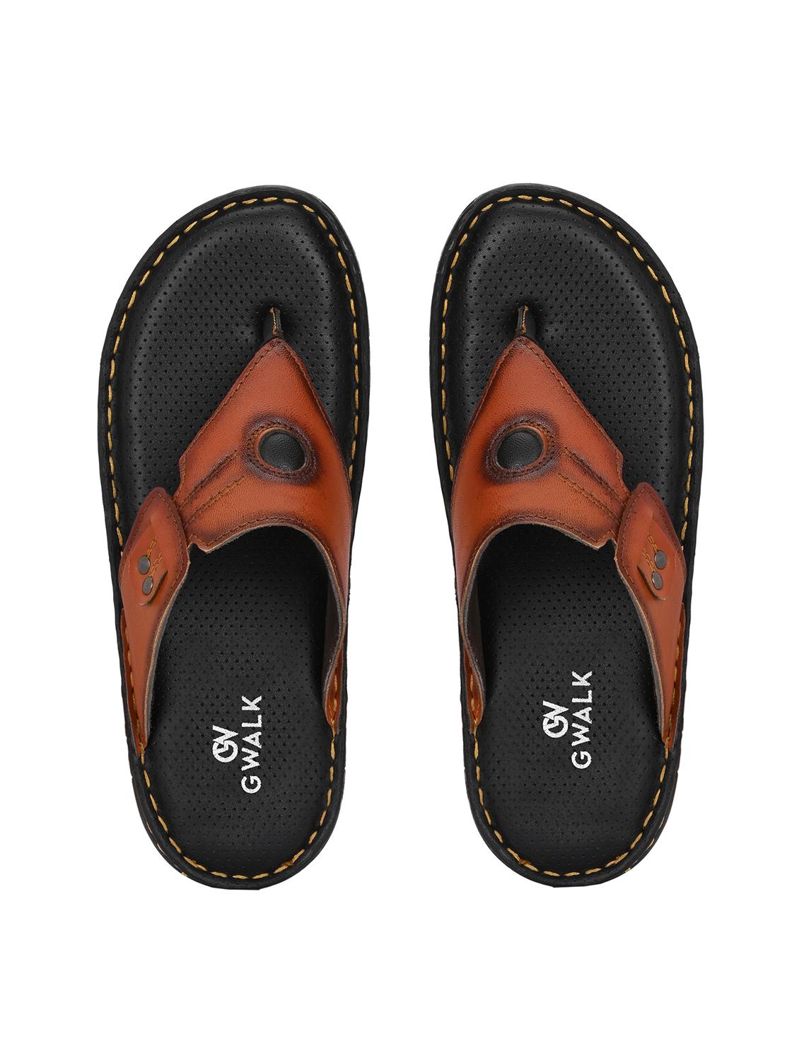men solid toe separator sandal - 21970421 - Standard Image - 5