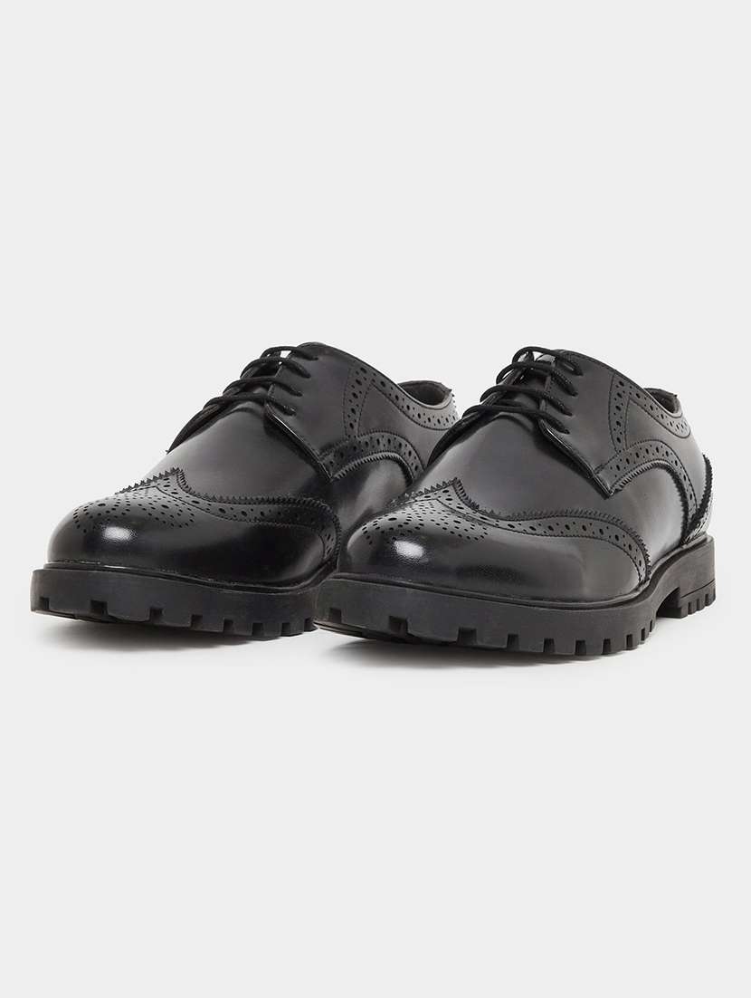 men black lace up brouge