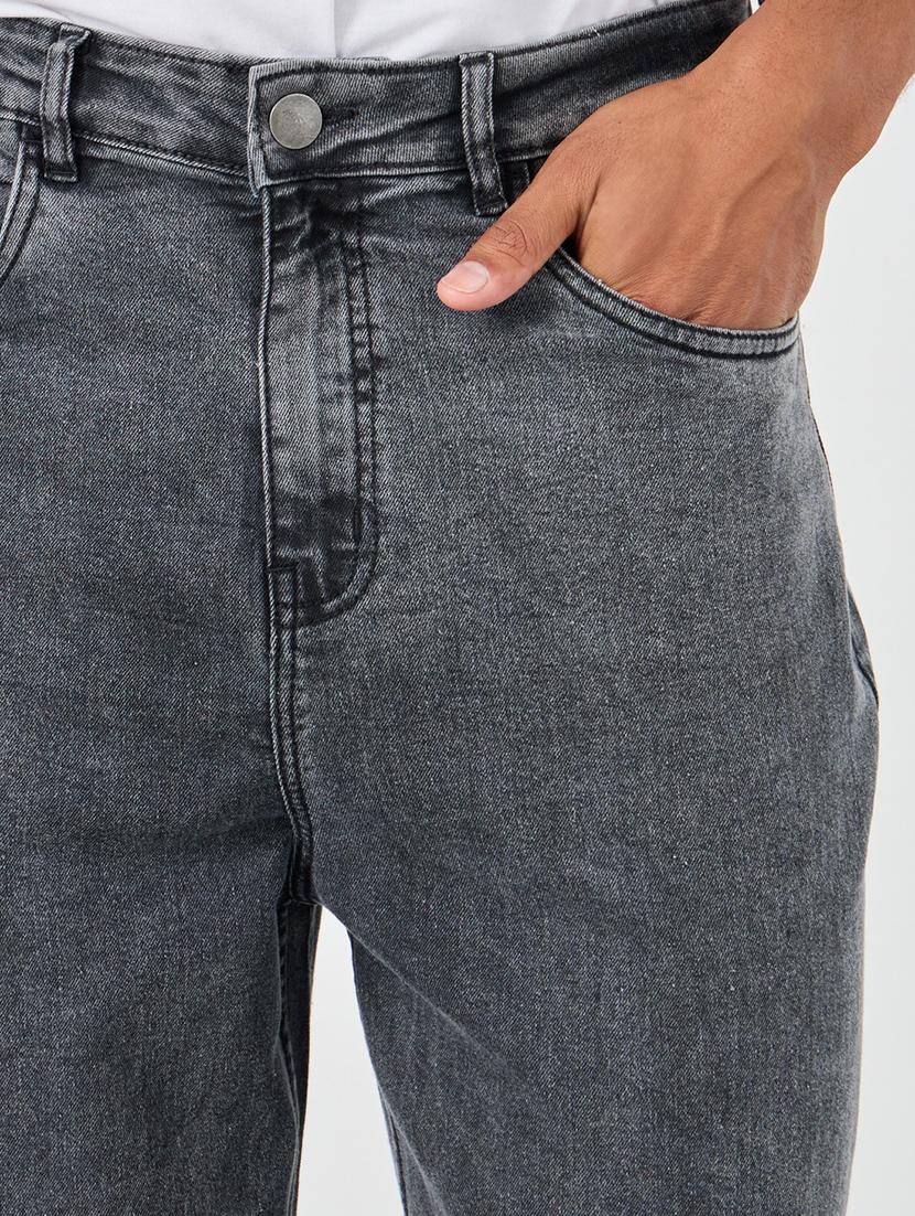 men washed mid rise straight fit jeans - 21970944 - Standard Image - 3