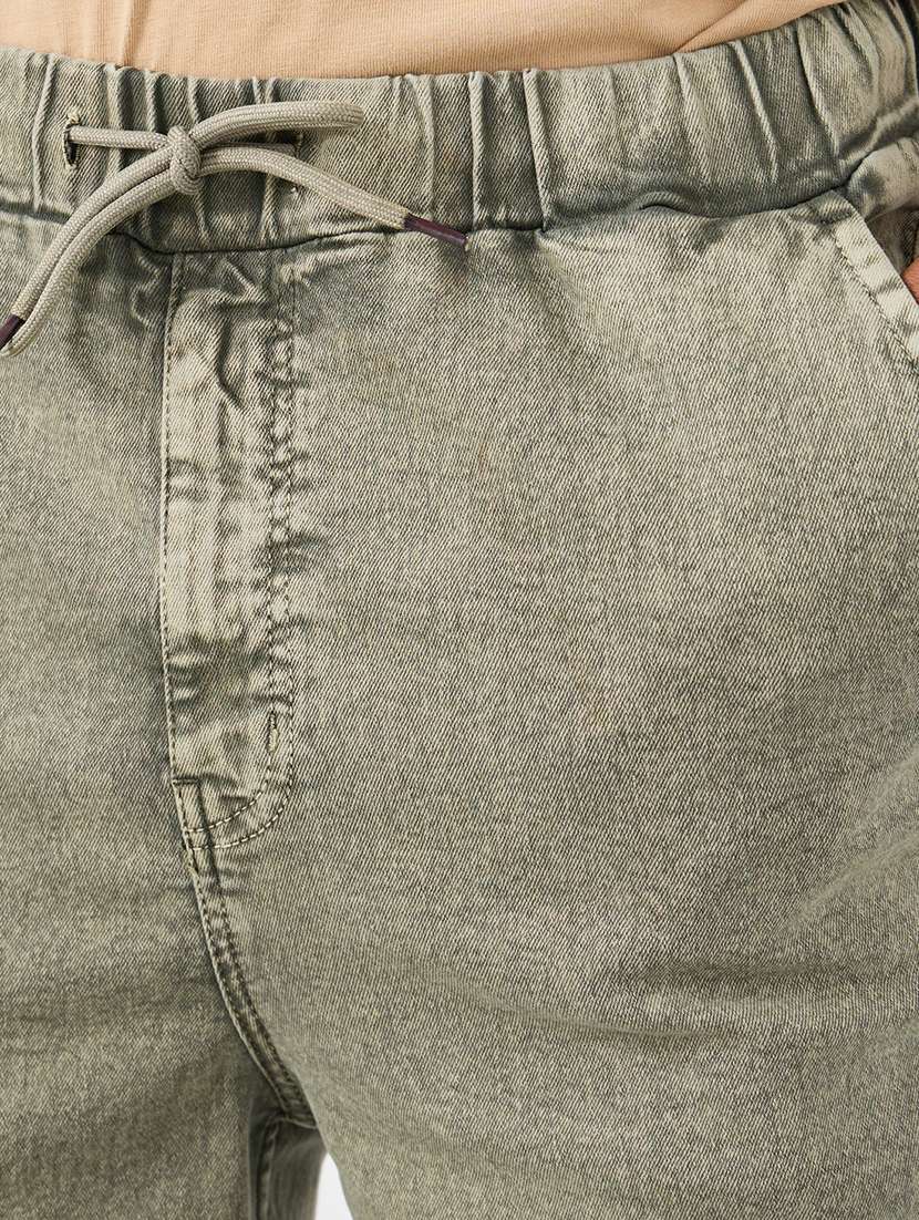 men washed mid rise straight fit jeans - 21970946 -  Standard Image - 3