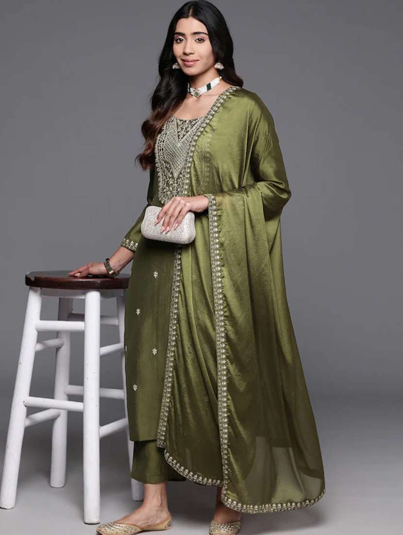 women solid with work long sleeve kurta pant with dupatta set