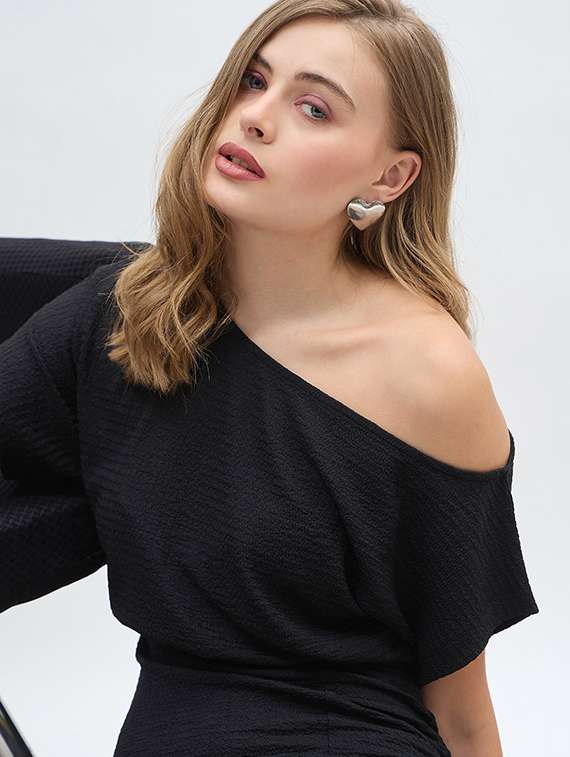 women black solid drop shoulder bodycon dress - 21971138 -  Standard Image - 5