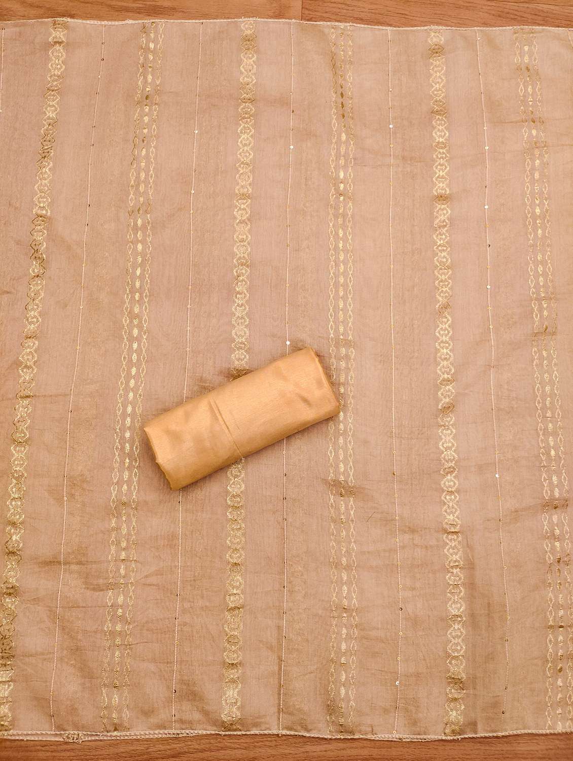 women embroidered unstitched suit set - 21971152 -  Standard Image - 3